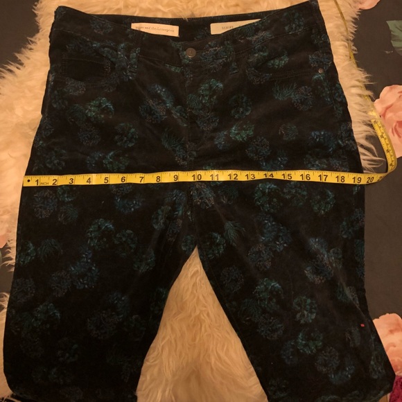 SOLD- Pilcro and the Letterpress Floral Pants - Picture 7 of 8